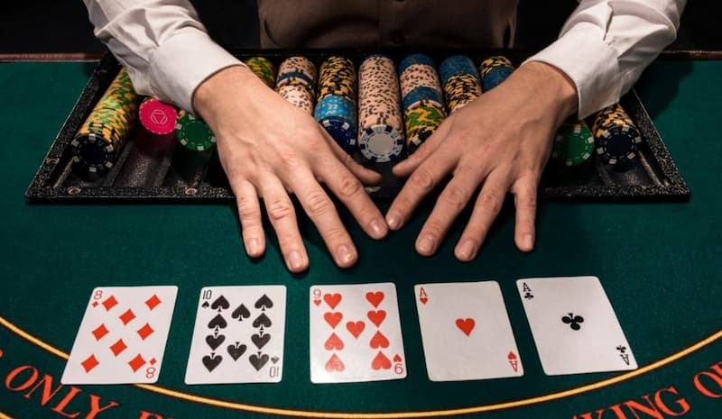Poker SClub88: Chinh phục game bài đổi thưởng chiến thuật 4 mỗi ván bài Texas Hold'em